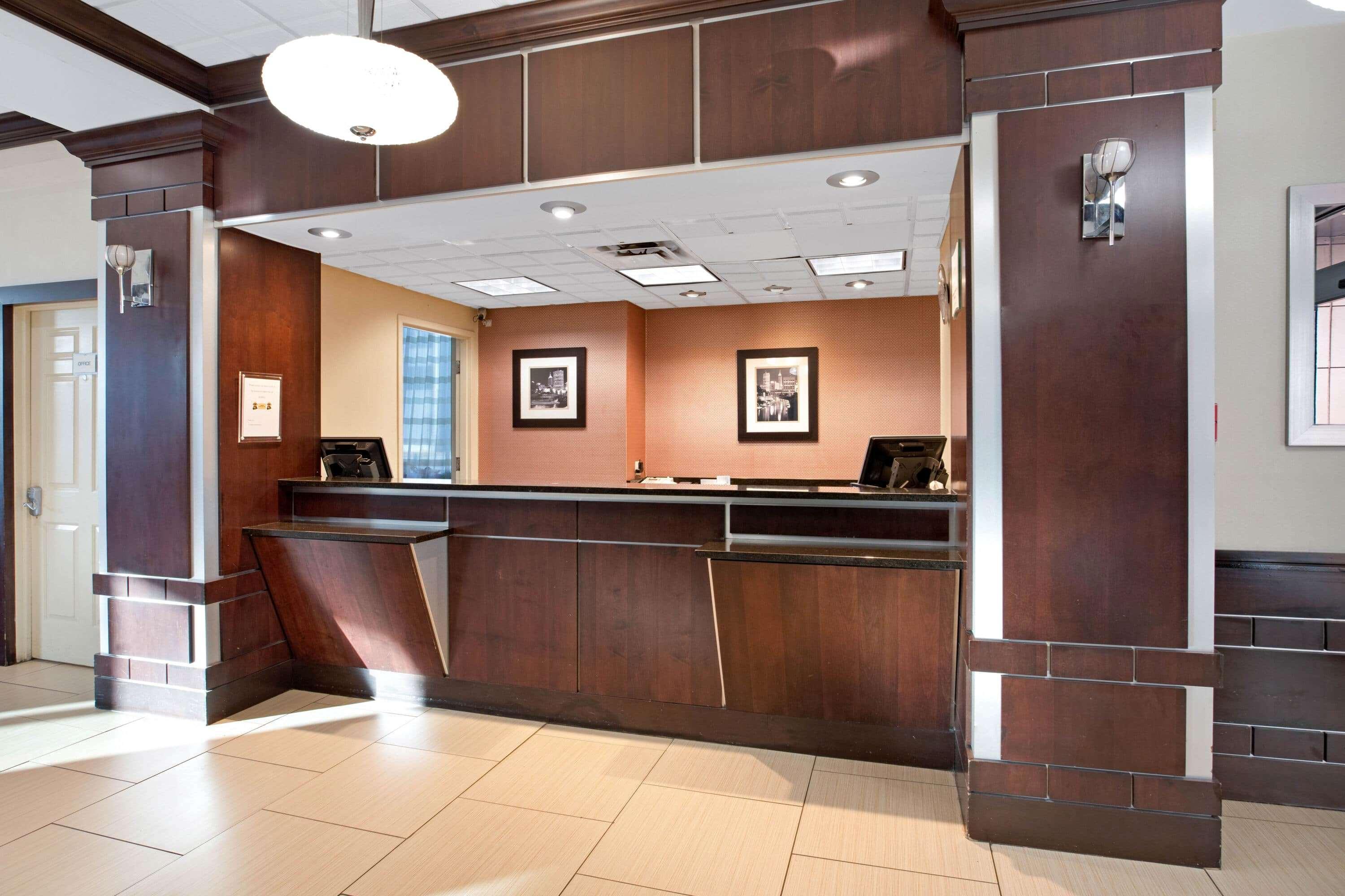 La Quinta Inn & Suites By Wyndham Indianapolis Downtown Luaran gambar