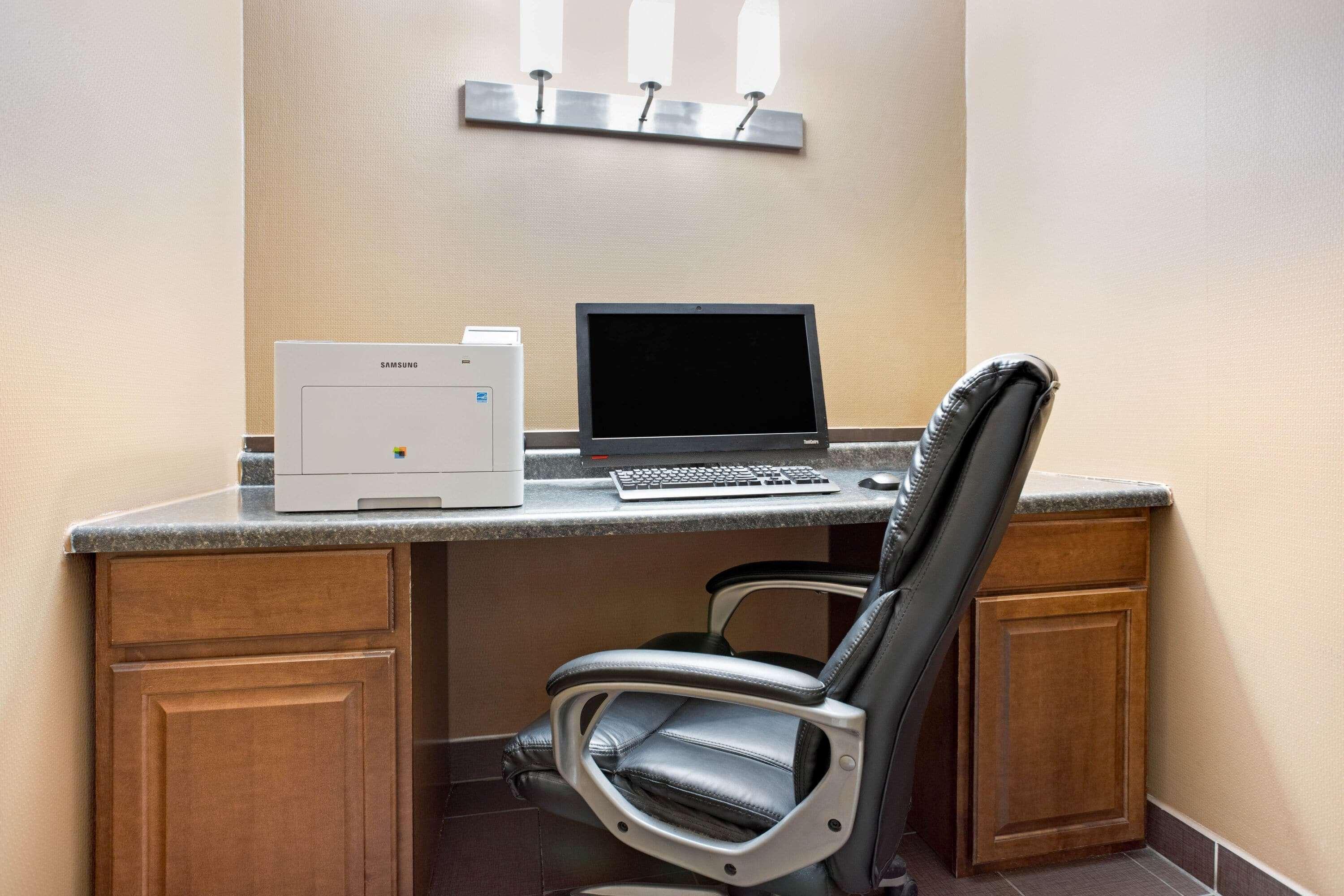 La Quinta Inn & Suites By Wyndham Indianapolis Downtown Luaran gambar