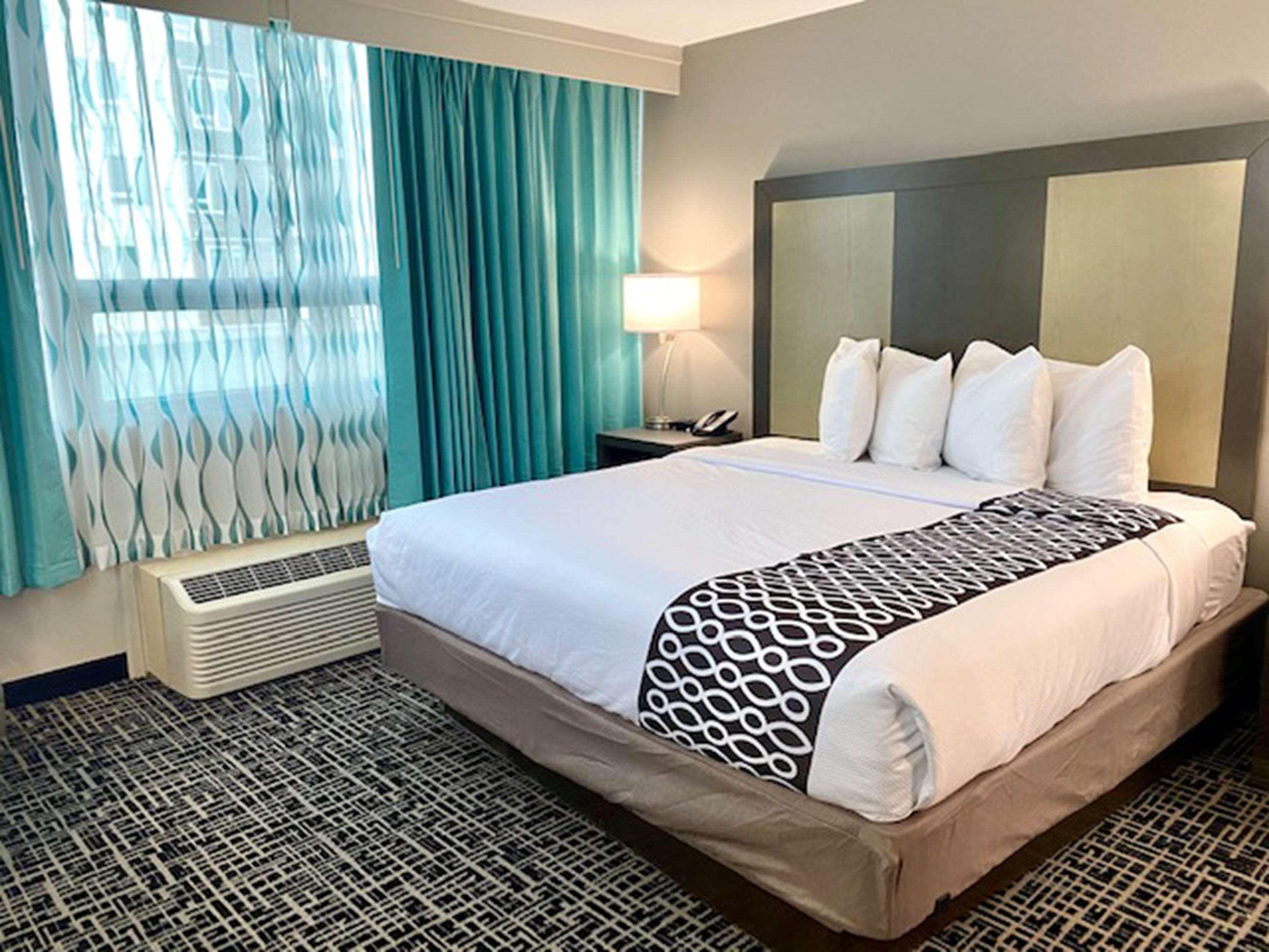 La Quinta Inn & Suites By Wyndham Indianapolis Downtown Luaran gambar