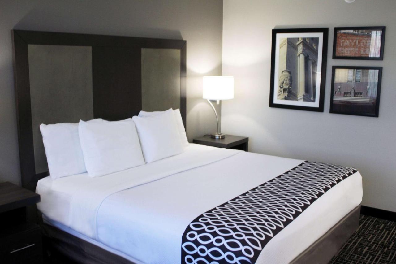 La Quinta Inn & Suites By Wyndham Indianapolis Downtown Luaran gambar
