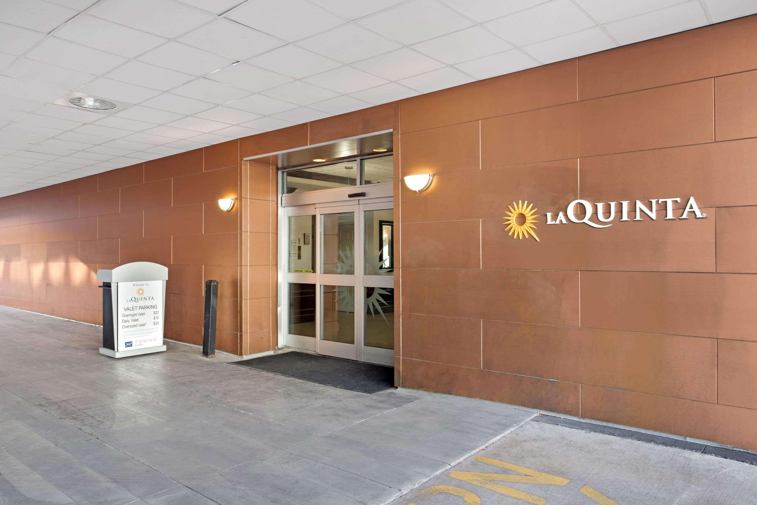 La Quinta Inn & Suites By Wyndham Indianapolis Downtown Luaran gambar